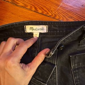 Madewell A symmetrical skirt